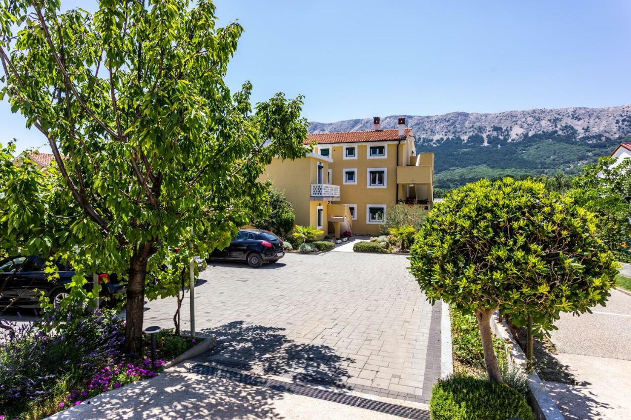 Apartments Marija Baska  Exterior photo