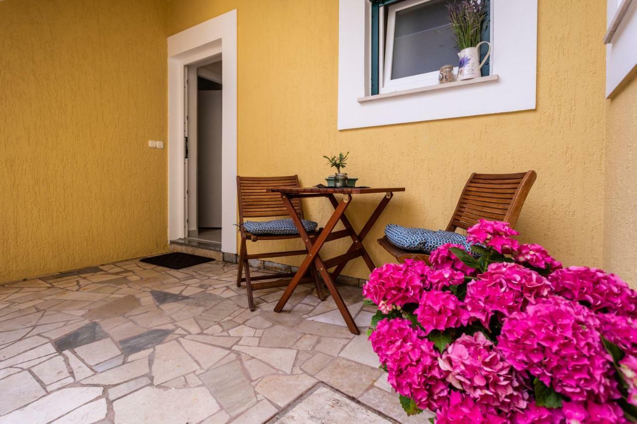 Apartments Marija Baska  Exterior photo